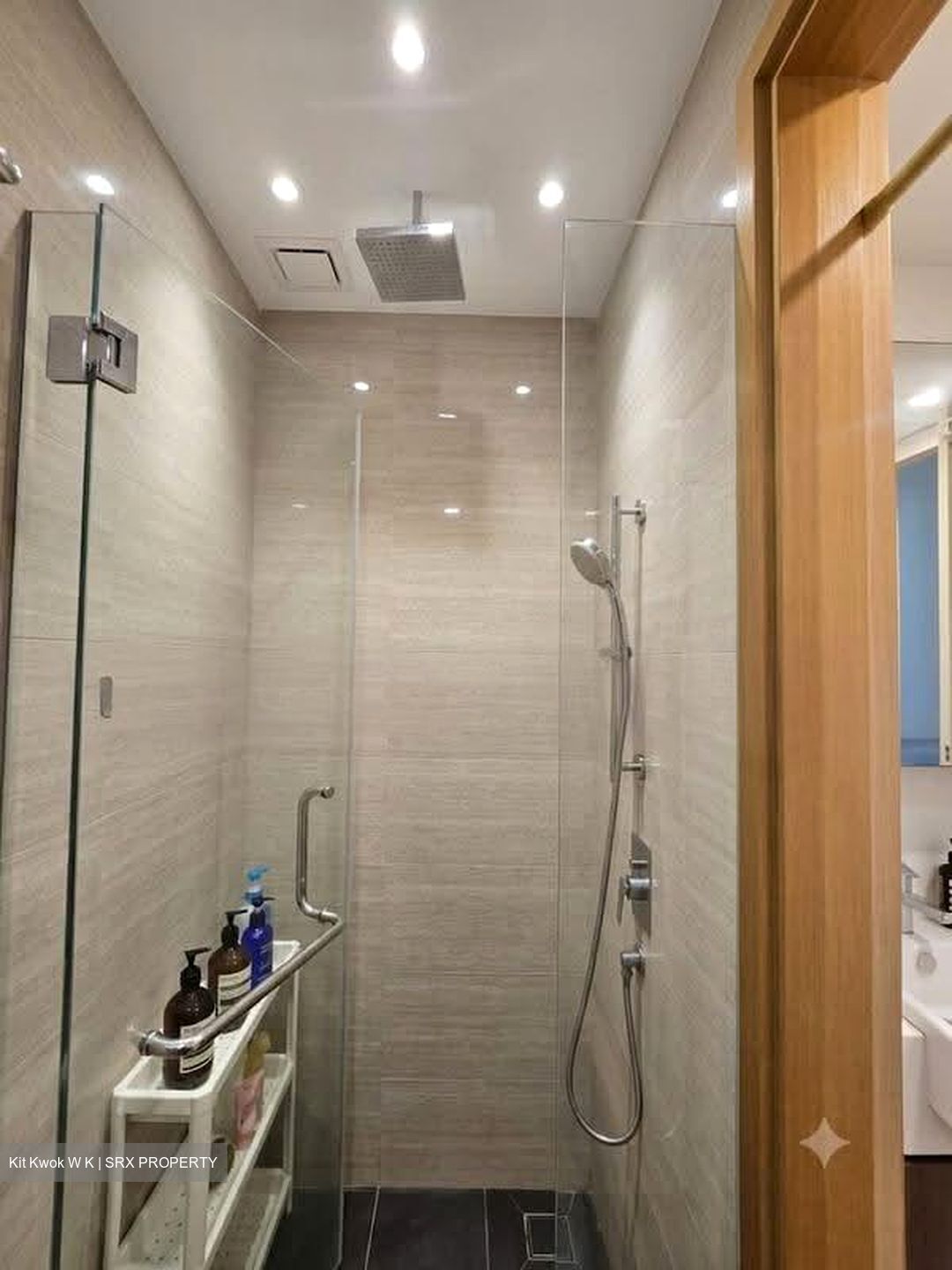 Casa Cambio (D19), Condominium #609636441